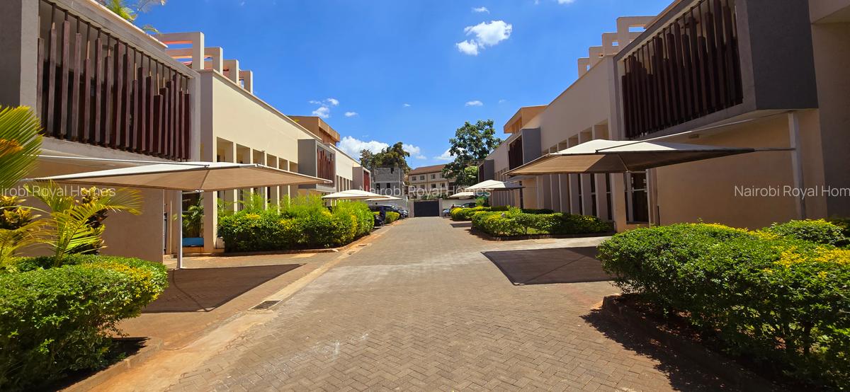 5 Bed Townhouse with En Suite at Muthangari Road - 3