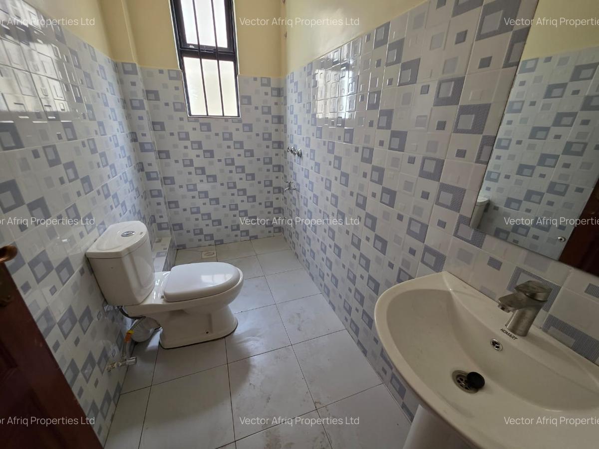 3 Bed House with En Suite in Kitengela - 12