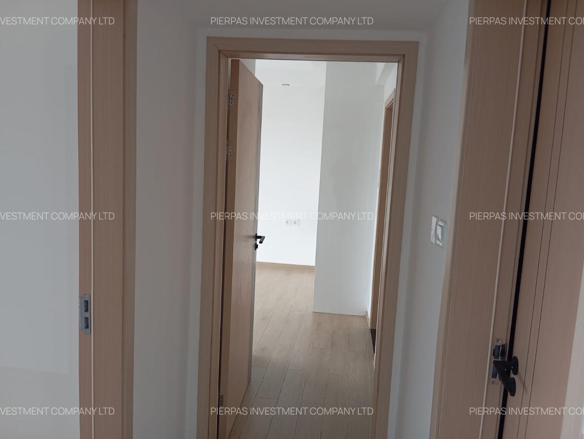 Serviced 3 Bed Apartment with En Suite in Westlands Area - 20