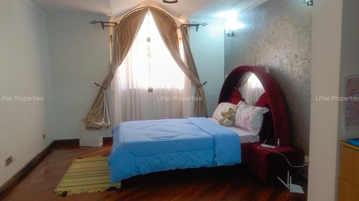 4 Bed Townhouse with En Suite in Runda - 15