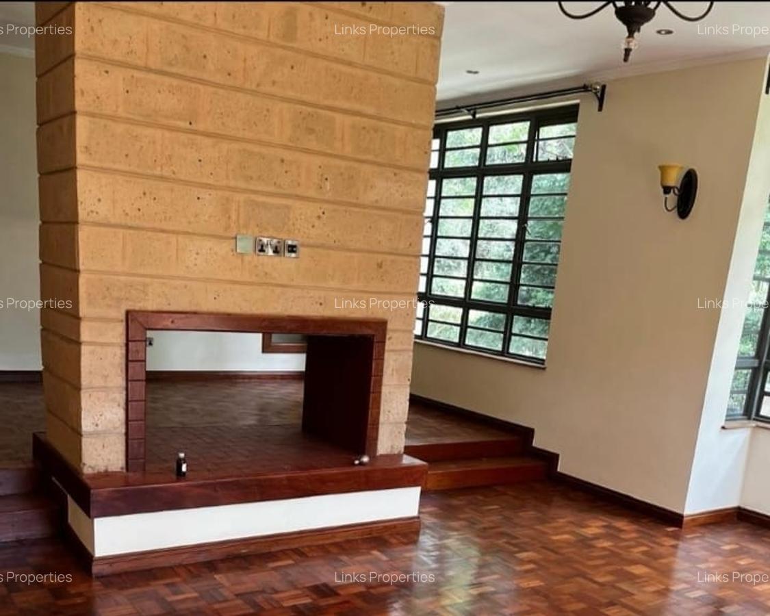 5 Bed Townhouse with En Suite at Karen - 12