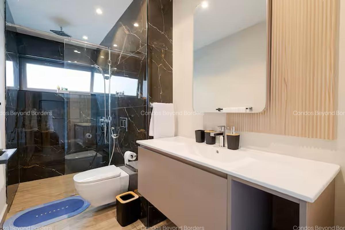 Serviced 2 Bed Apartment with En Suite at Off Redhill Road - 7
