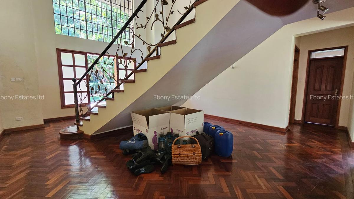 4 Bed Townhouse with En Suite in Karen - 11