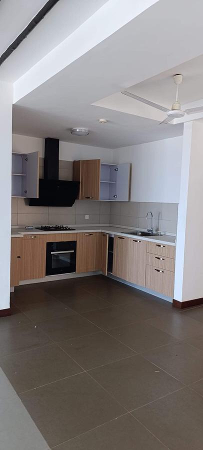 3 Bed Apartment with En Suite at Sultan - 4