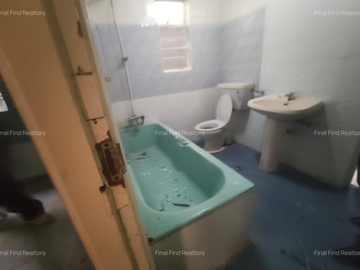 3 Bed House with Garden in Westlands Area - 13