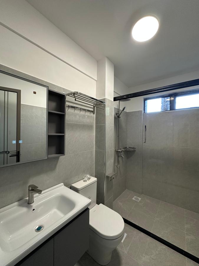 2 Bed Apartment with En Suite in Lavington - 7