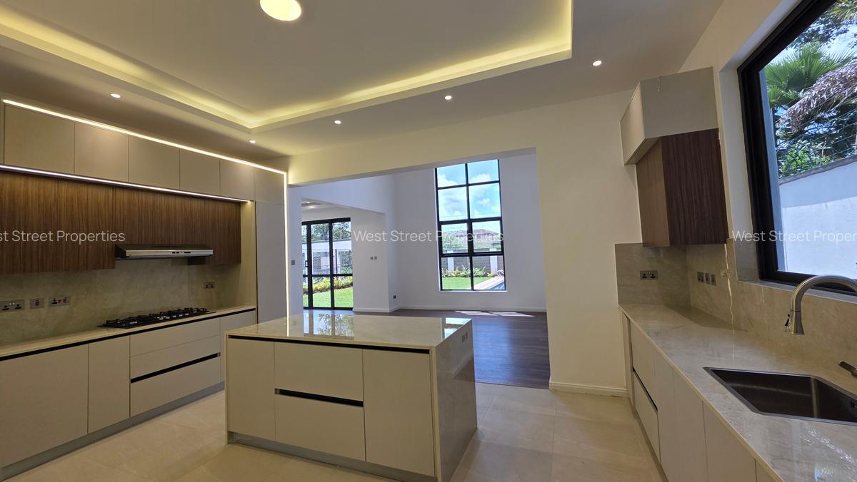 5 Bed Villa with En Suite at Mzima Spring - 3