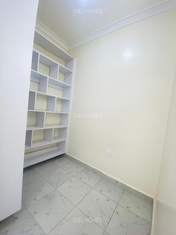 4 Bed Townhouse with En Suite at Eastern Bypass - 8
