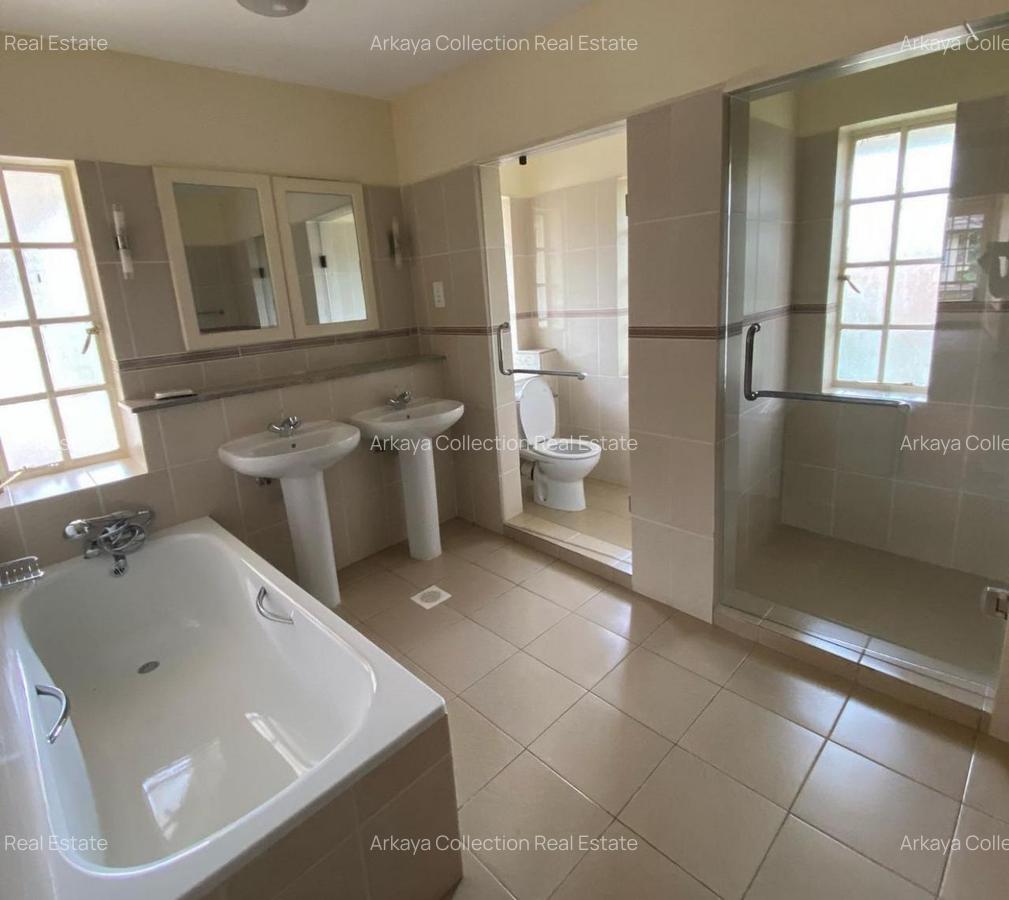 5 Bed Townhouse in Lavington - 7