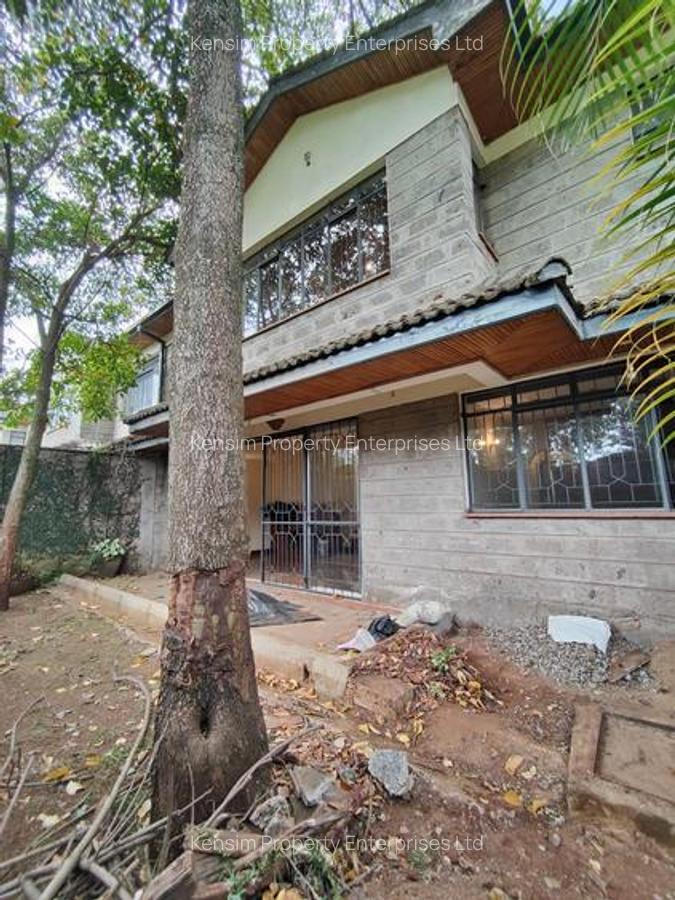 4 Bed Townhouse with En Suite in Lavington - 2