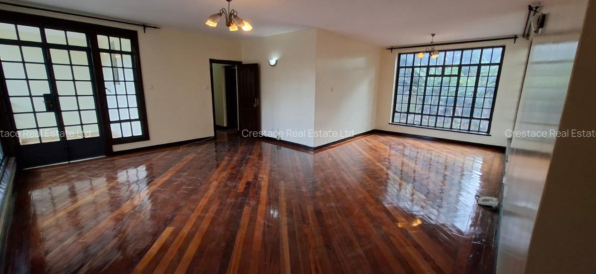 3 Bed Apartment with En Suite in Lavington - 10