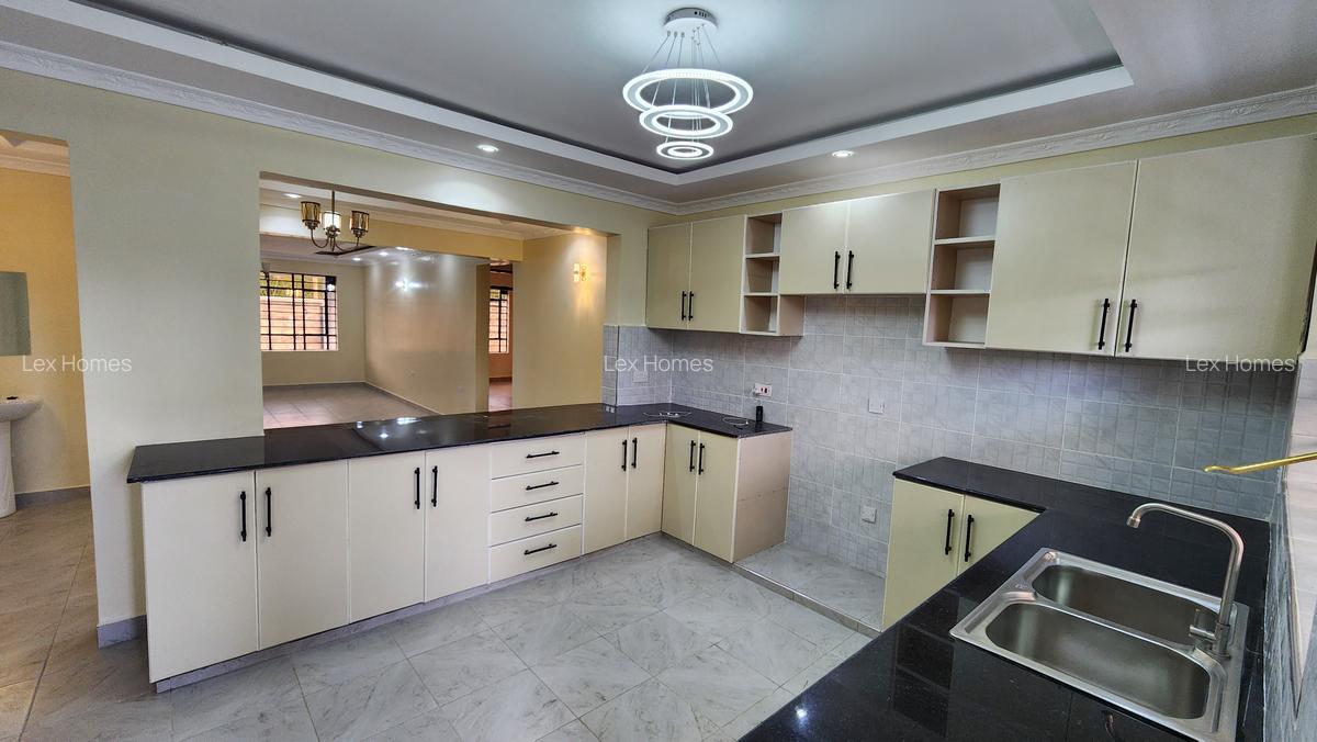 4 Bed House with En Suite at Rimpa Road - 6