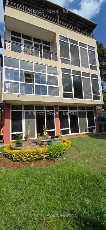 5 Bed Townhouse with En Suite at Lavington Convent Drive - 12