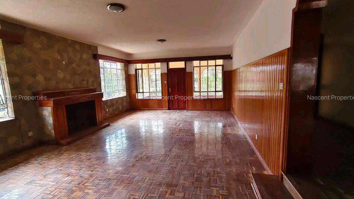 5 Bed House with En Suite in Nyari - 8