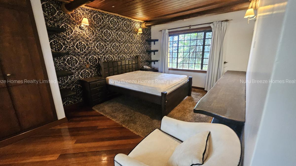 6 Bed House with En Suite in Runda - 6