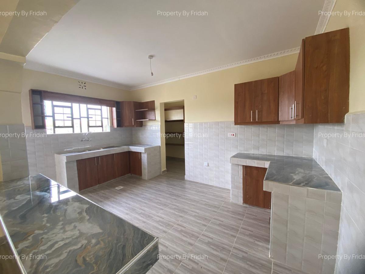 3 Bed House with En Suite in Kitengela - 4
