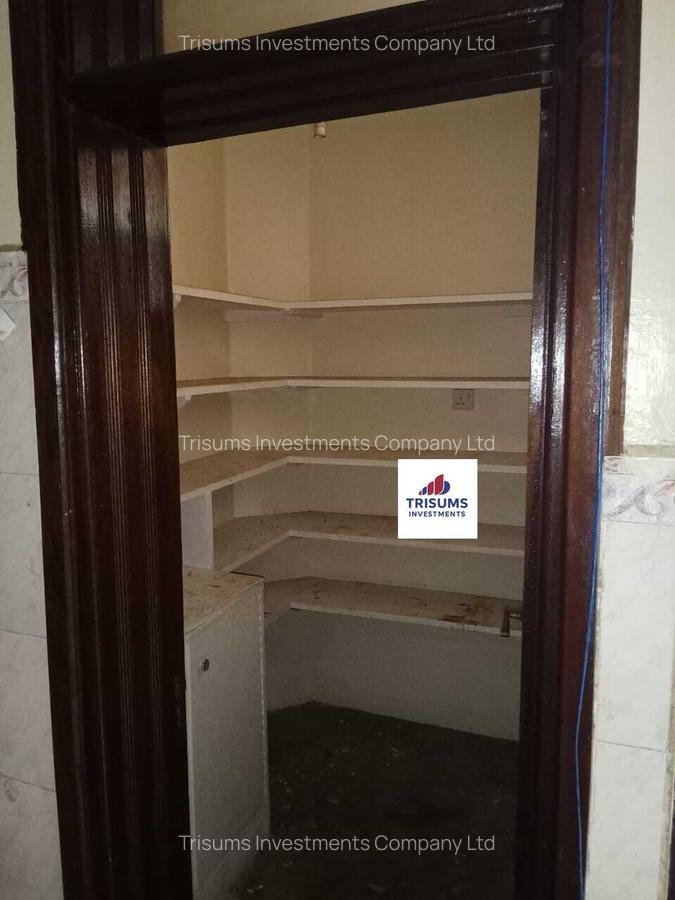 2 Bed Apartment with En Suite at Prp7+494 - 9