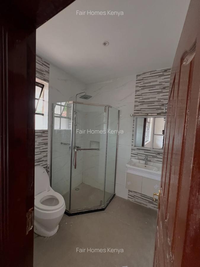 4 Bed Townhouse with En Suite at Lavington Green - 17