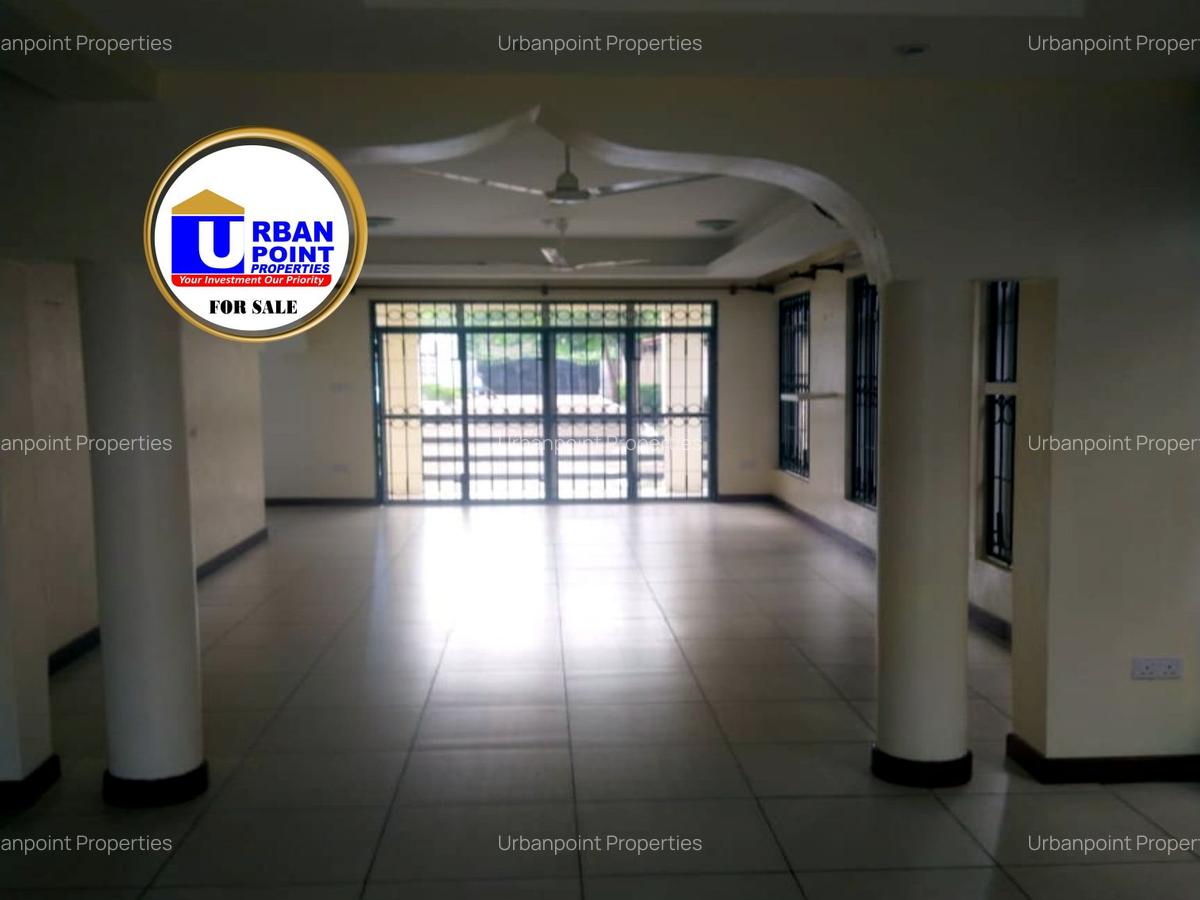 4 Bed House with En Suite in Nyali Area - 9