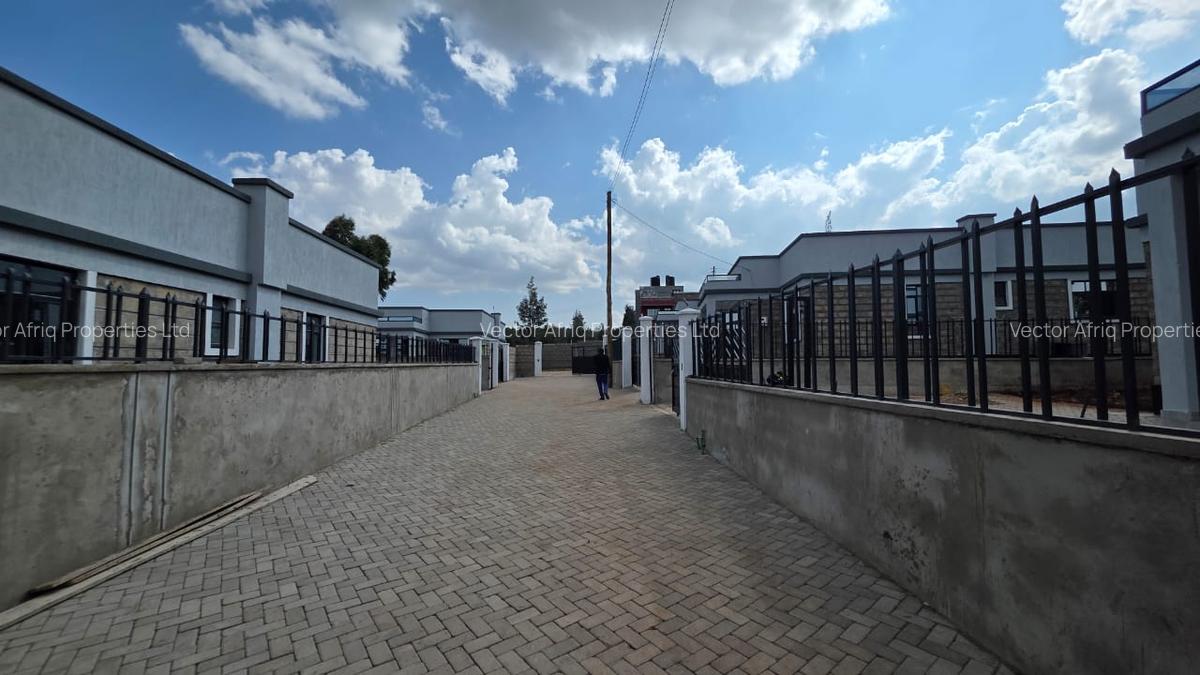 3 Bed House with En Suite in Ongata Rongai - 2