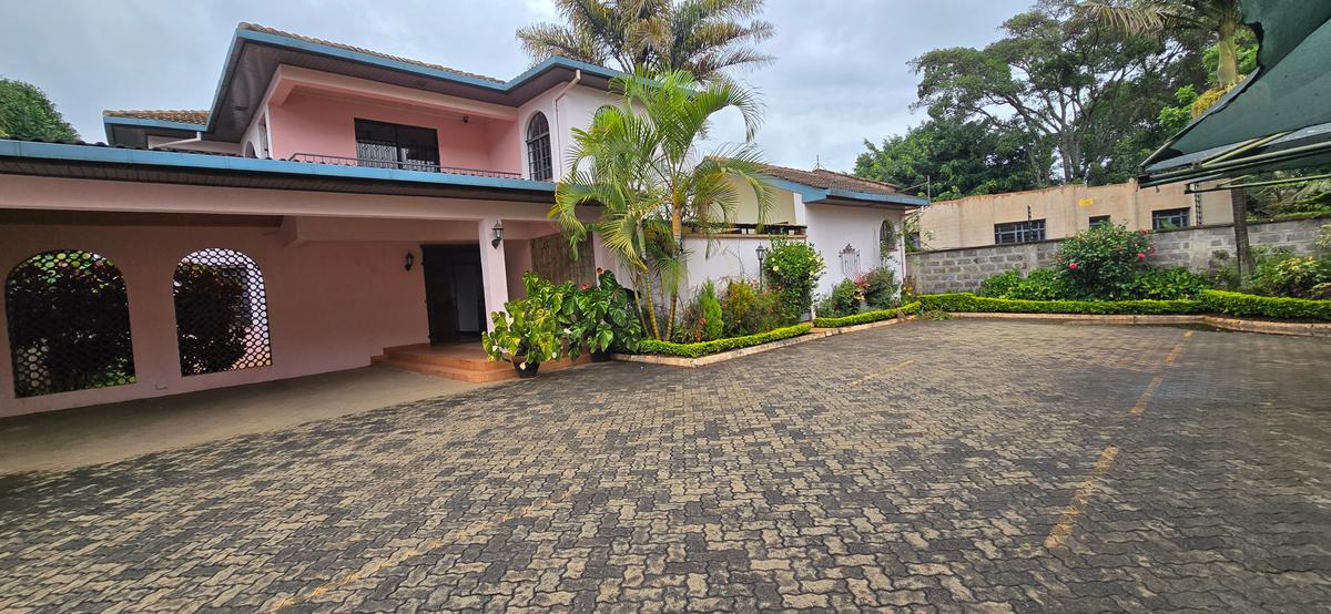 4 Bed Townhouse with En Suite at Convent Drive - 1