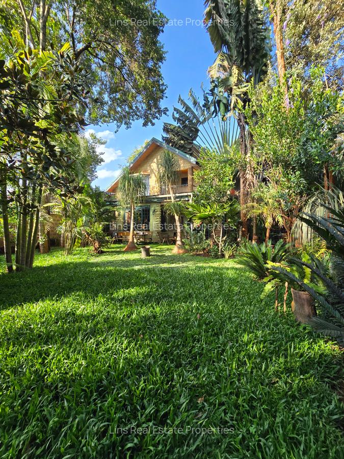 3 Bed House with En Suite in Nyari - 2