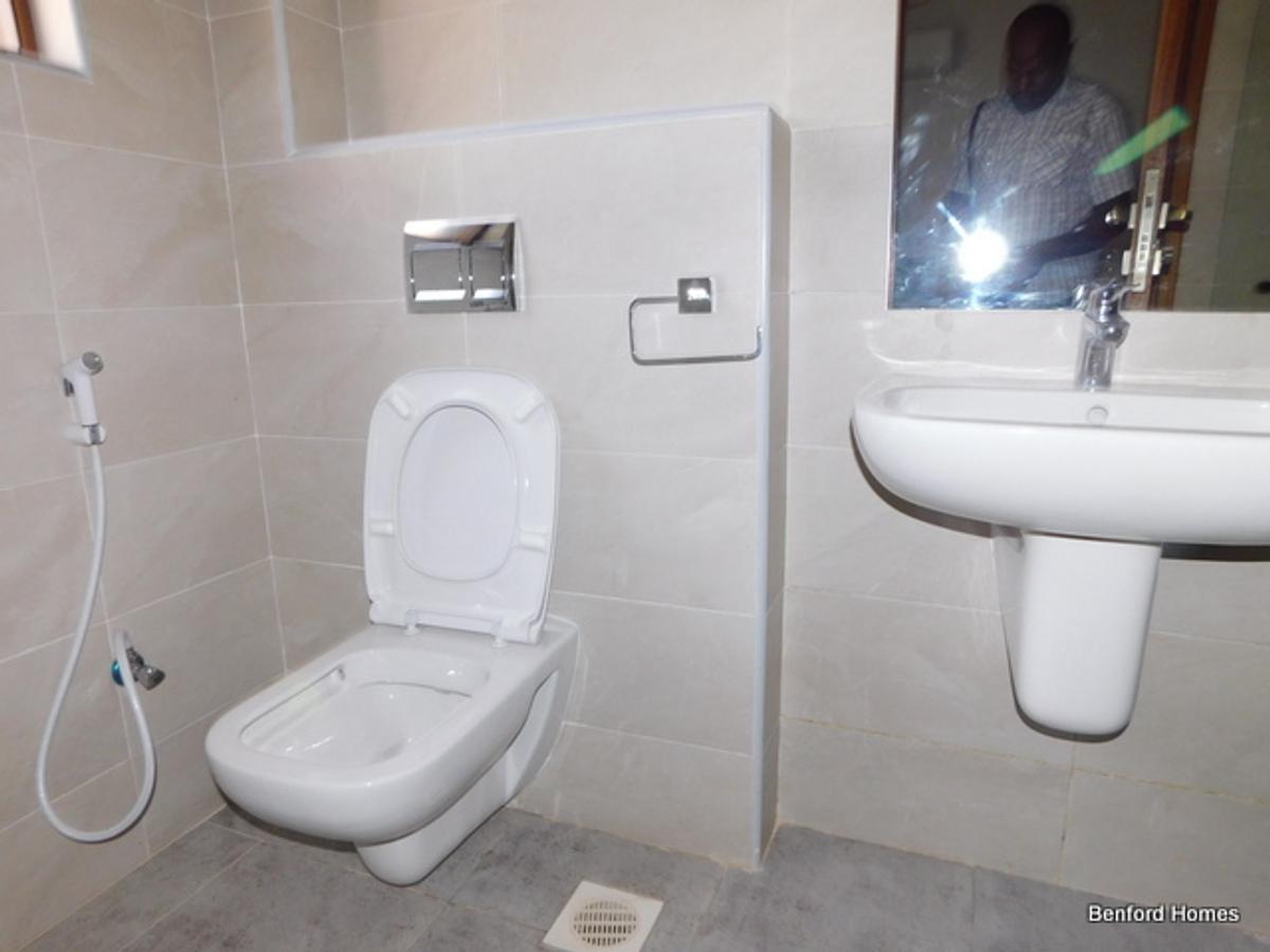 Furnished 3 Bed Apartment with En Suite at Nyali - 16