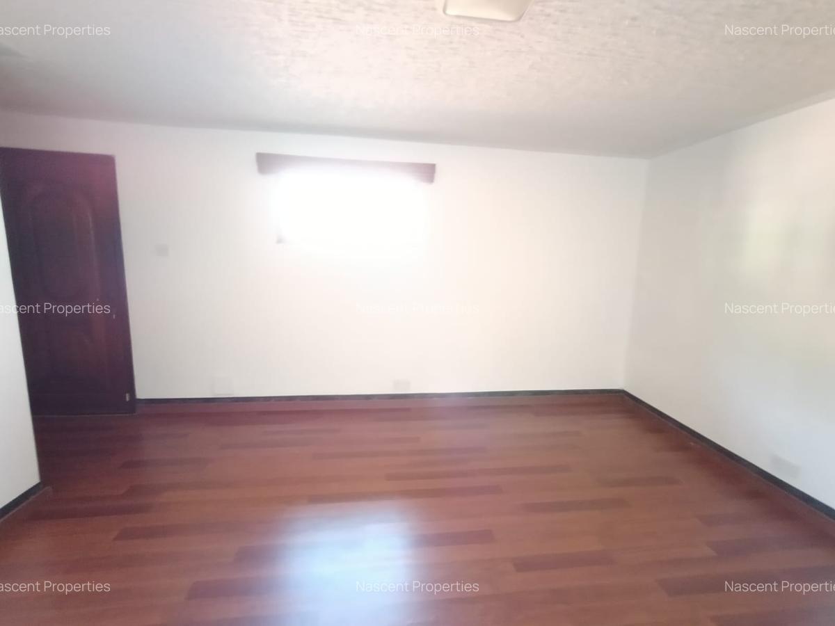 6 Bed House with En Suite in Gigiri - 12