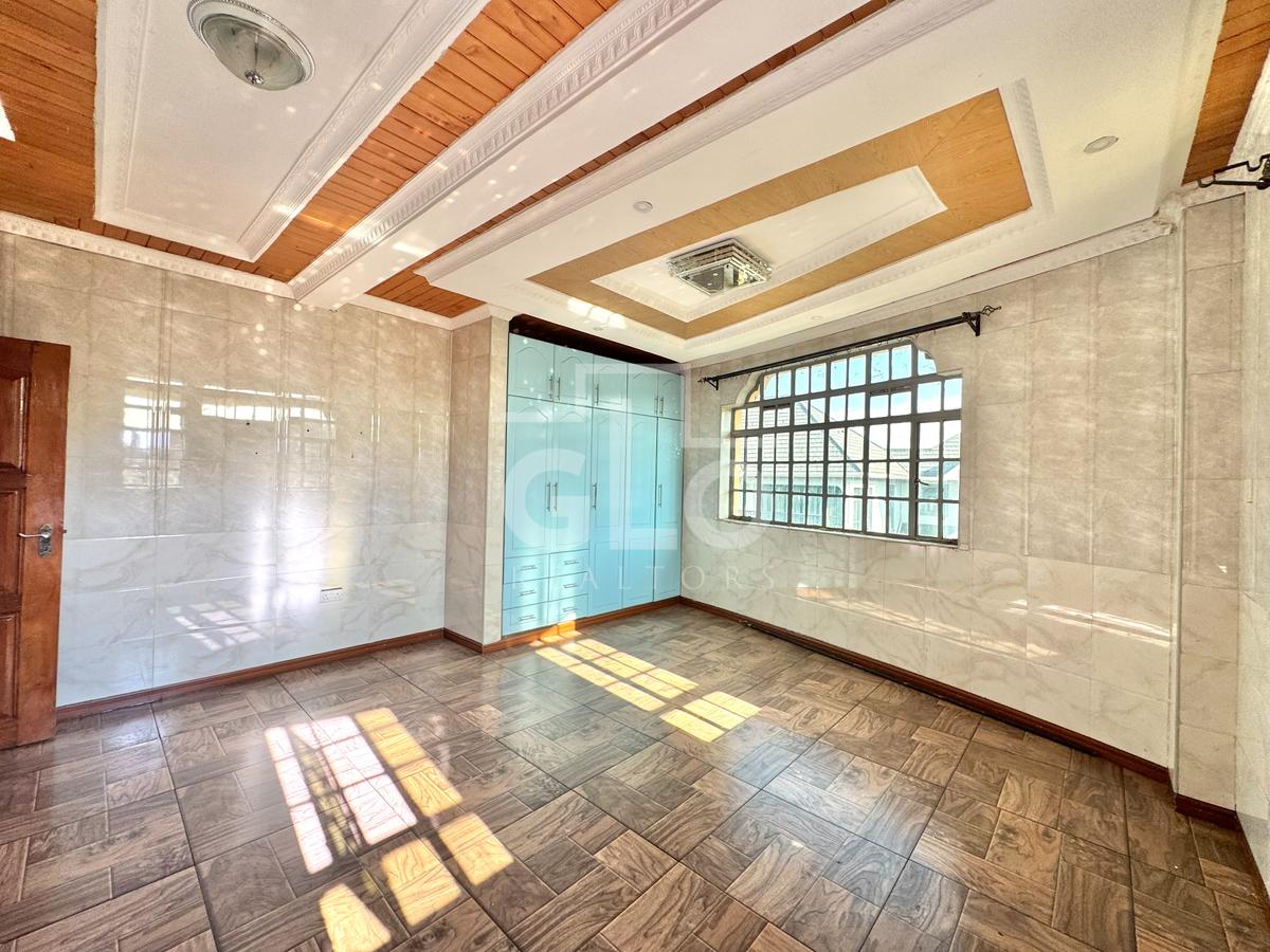 10,000 ft² Commercial Property with Service Charge Included at Muthaiga North - 11
