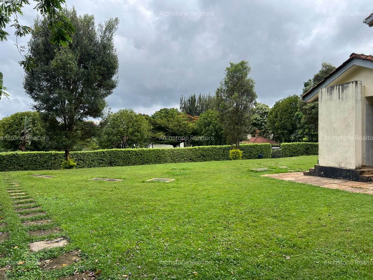4 Bed Townhouse with En Suite in Rosslyn - 12