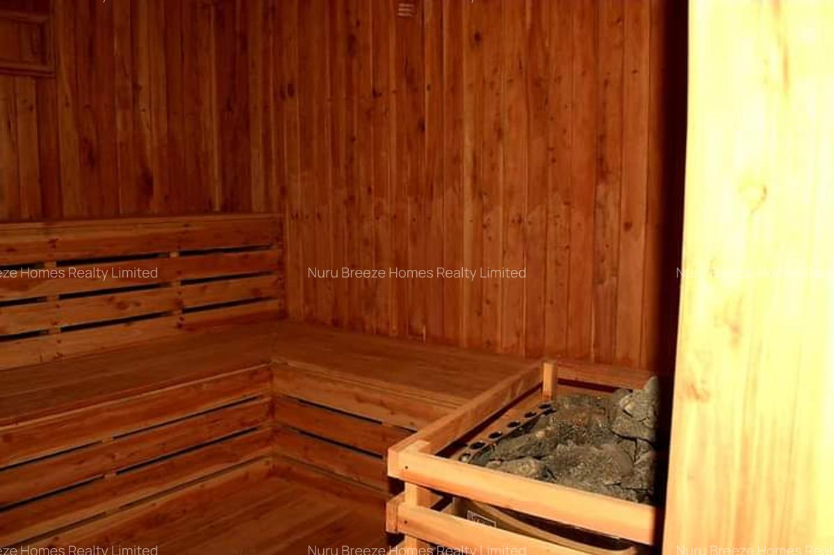 3 Bed Apartment with En Suite in Riverside - 13