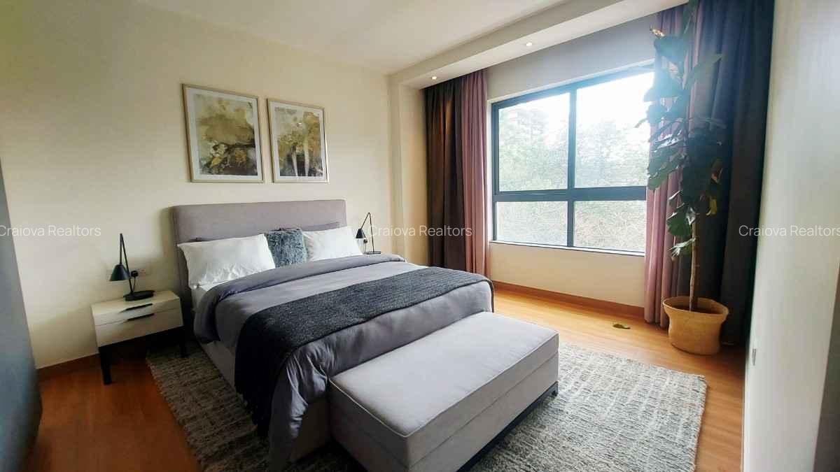 3 Bed Apartment with En Suite at Riverside Drive - 5