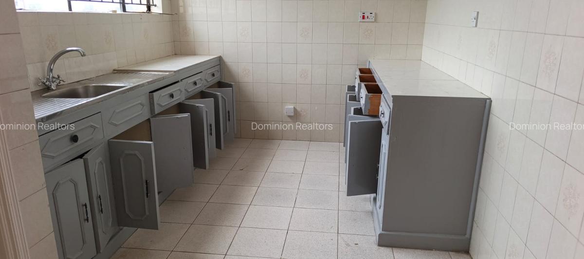 3 Bed Apartment with En Suite at Githunguri Road - 5