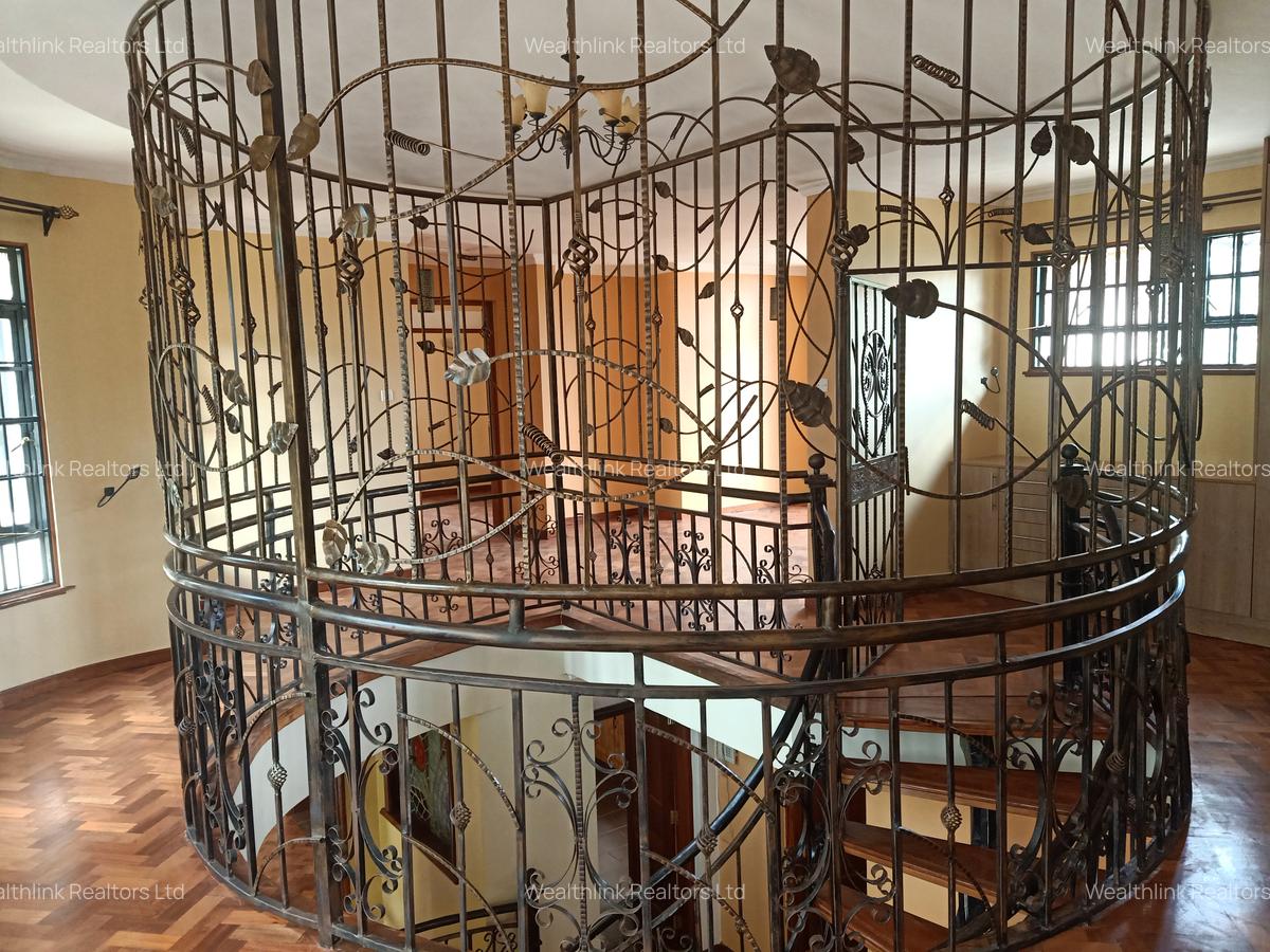 4 Bed Townhouse with En Suite at Runda - 8