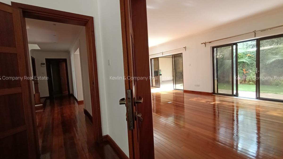 4 Bed Villa with En Suite in Kileleshwa - 15