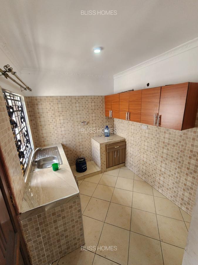 3 Bed House with En Suite at Majaoni - 7