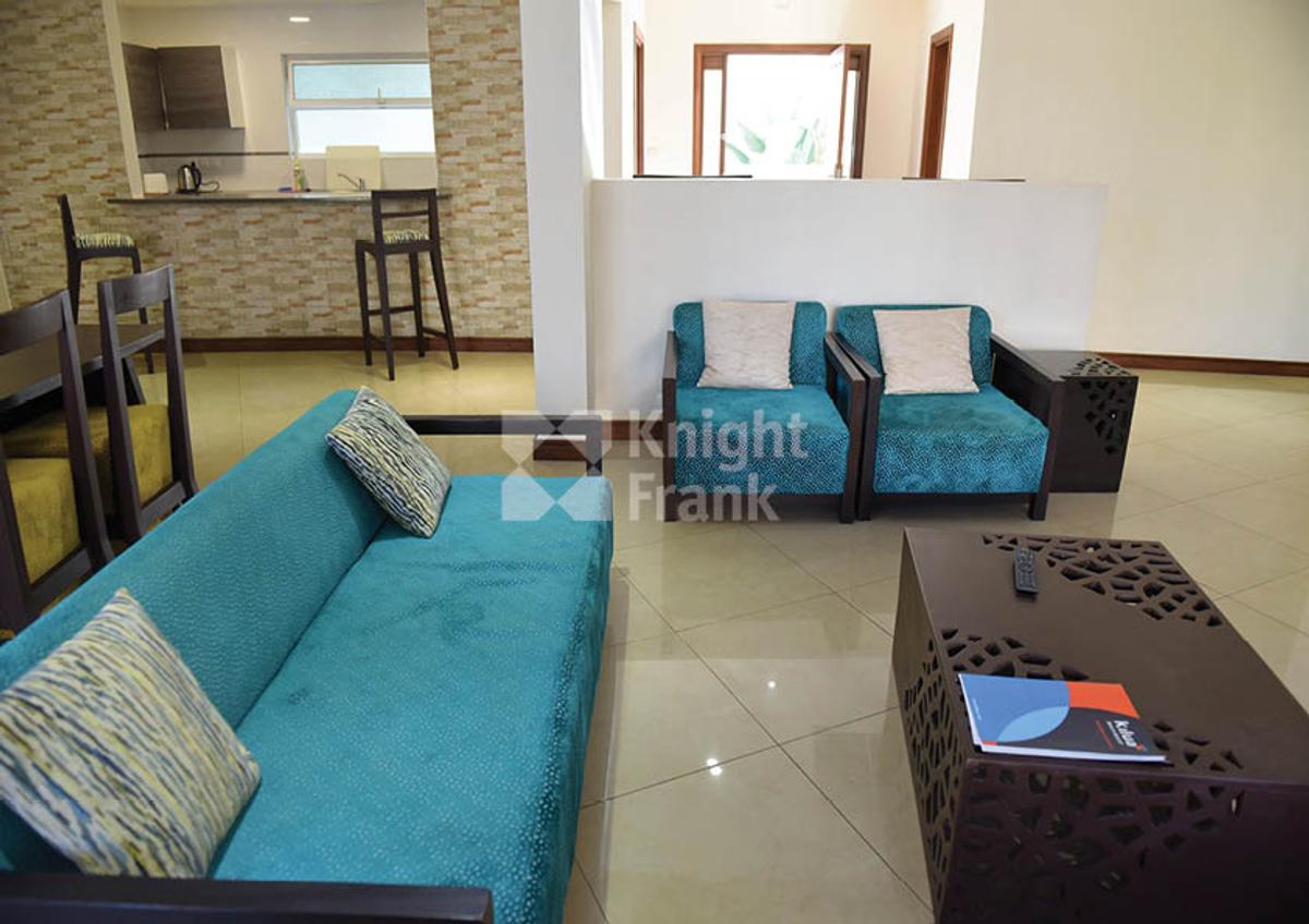 3 Bed Apartment with En Suite at Kilua Beach - 6