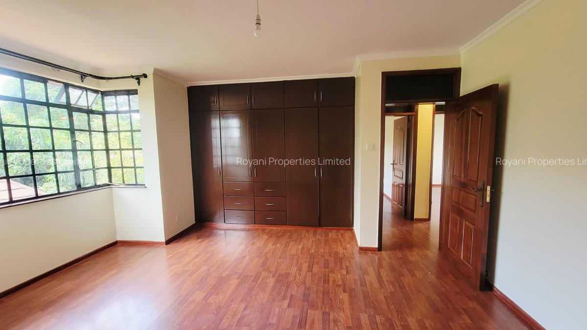 4 Bed House with En Suite in Kiambu Road - 7