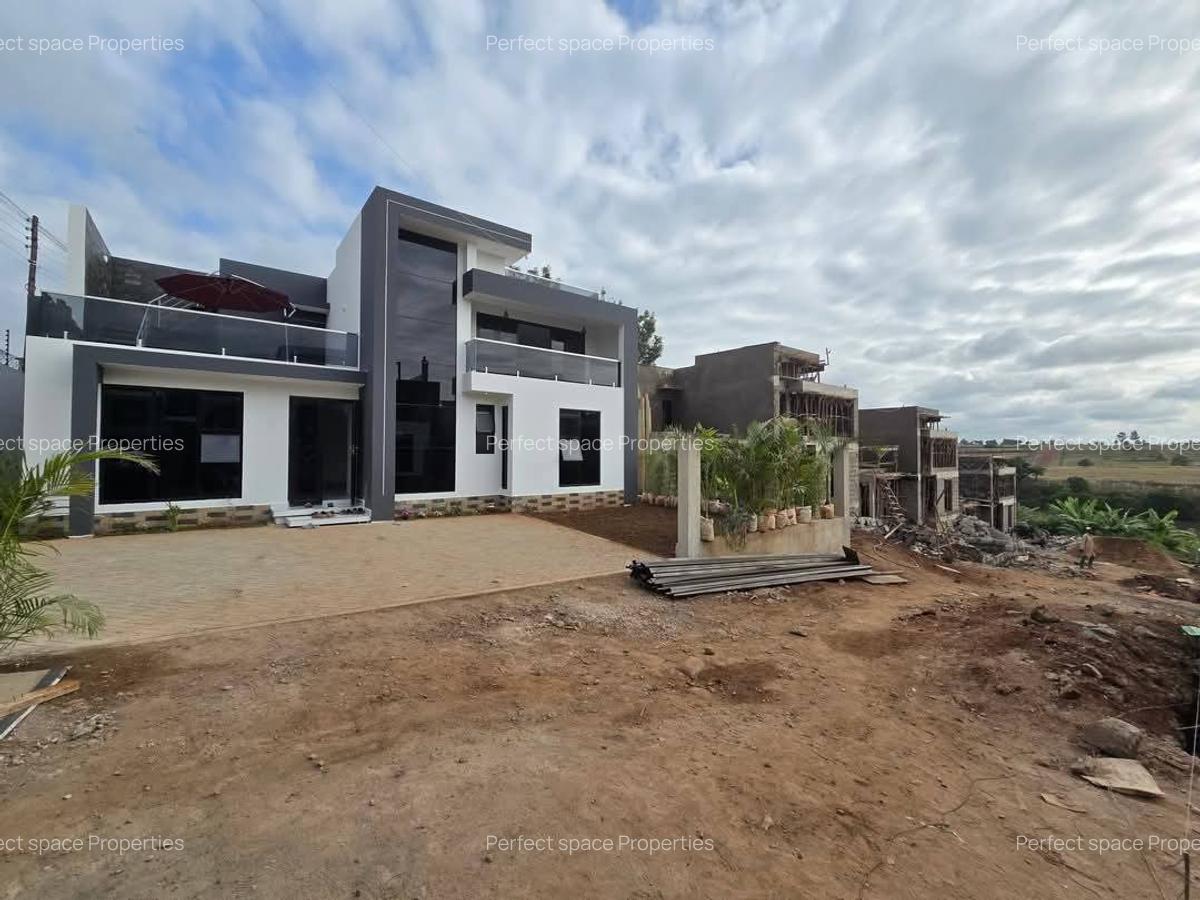 4 Bed Villa with En Suite in Ruiru - 2