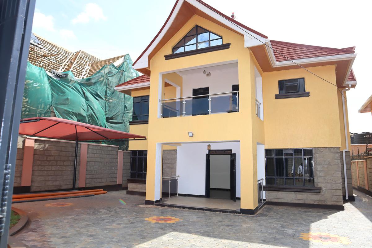 4 Bed House with En Suite at Mugutha Area - 1