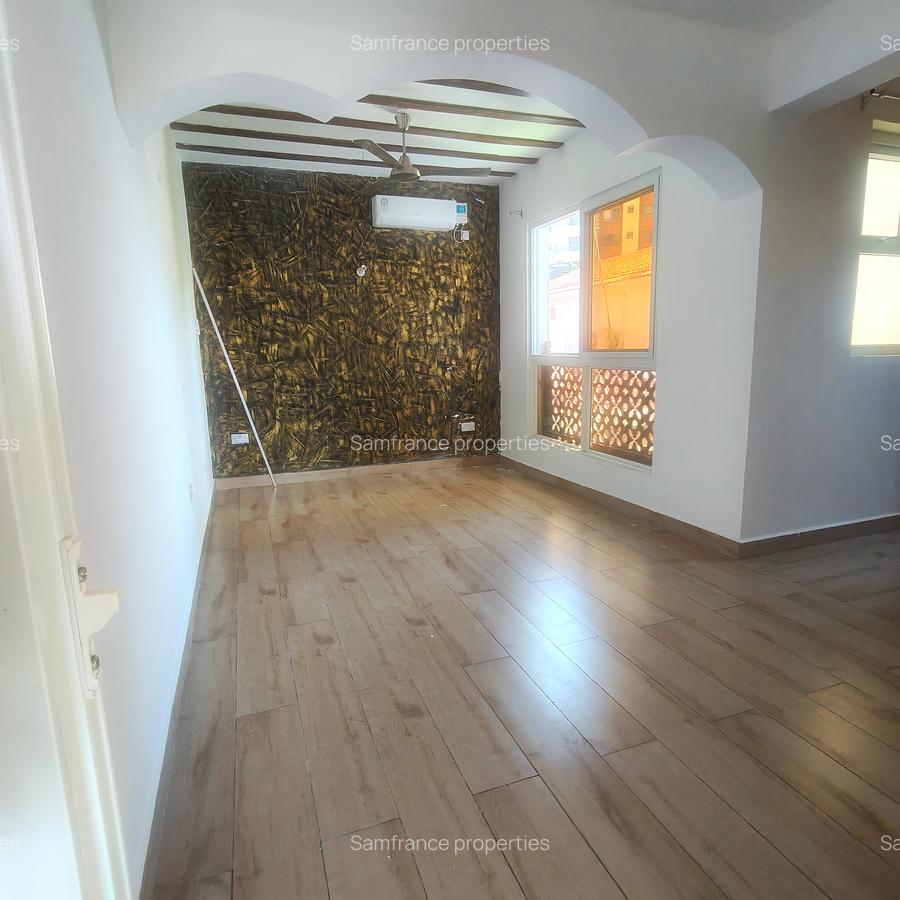 1 Bed Apartment with En Suite at Baobab Road - 7