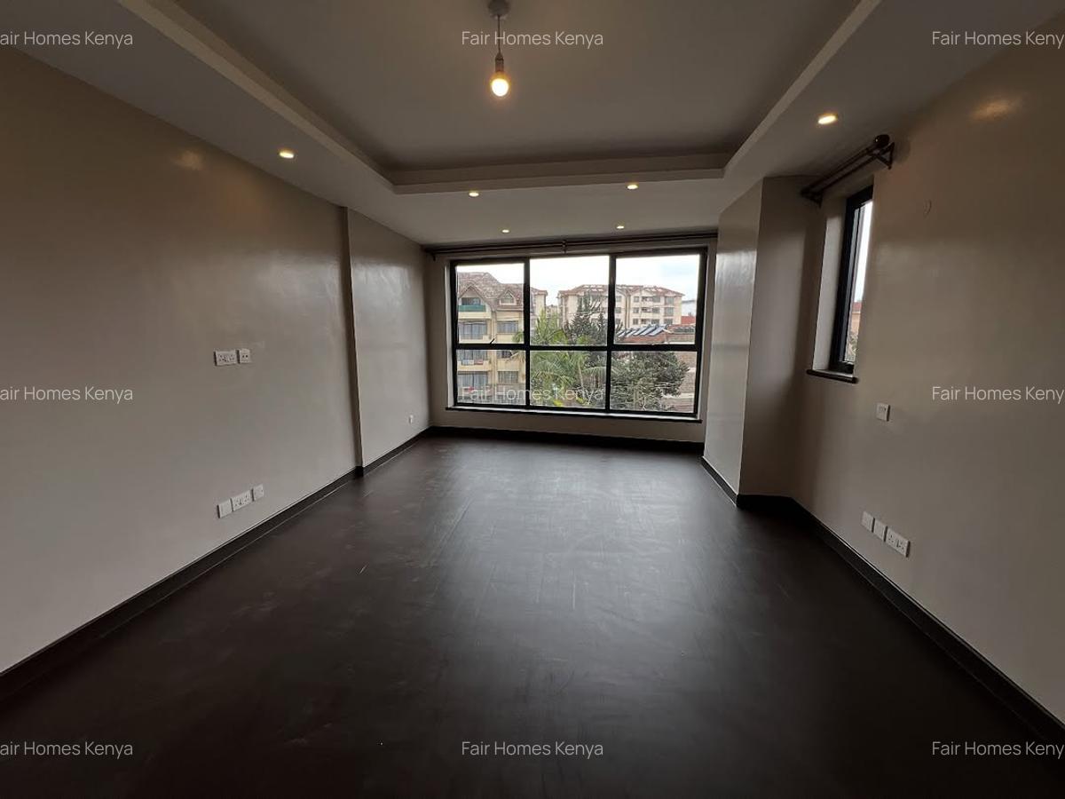 4 Bed Apartment with En Suite at Valley Arcade - 6