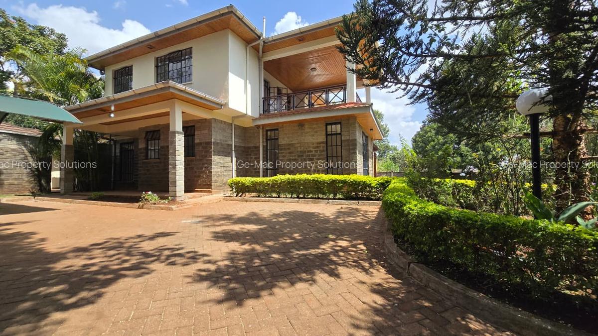 4 Bed House with En Suite in Runda - 2