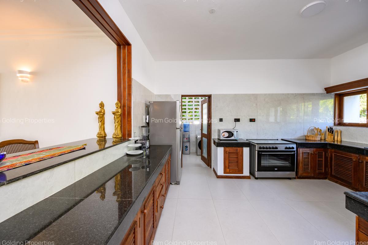 3 Bed Apartment with Swimming Pool at Cement Road - 14