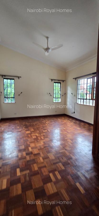 5 Bed House with En Suite at Runda Road - 7