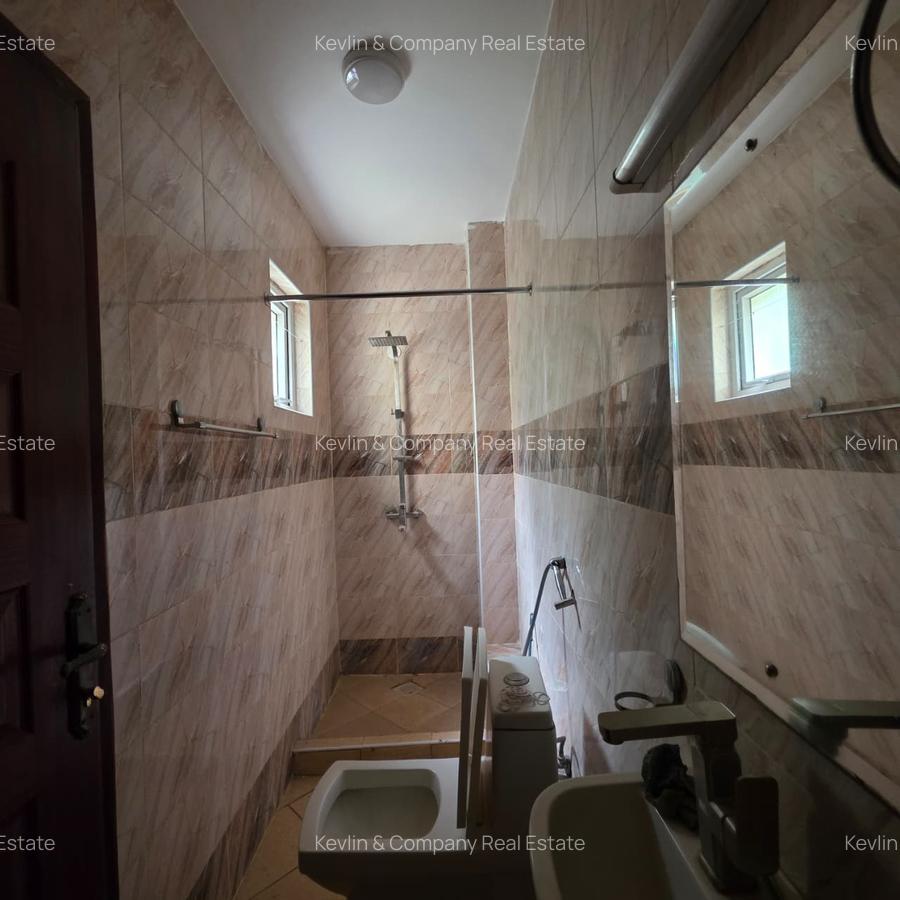 4 Bed Apartment with En Suite in Parklands - 13