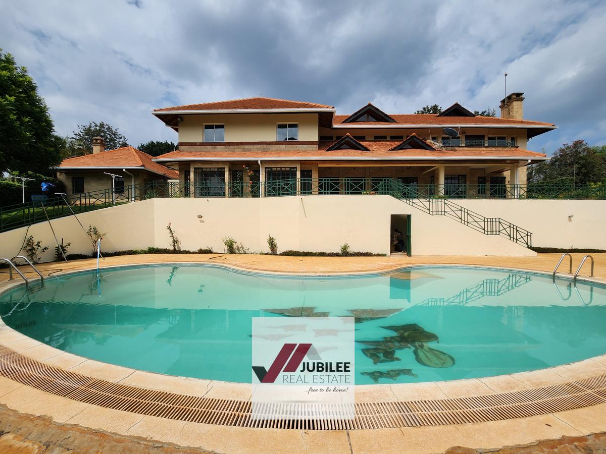 5 Bed House with En Suite in Nyari - 1