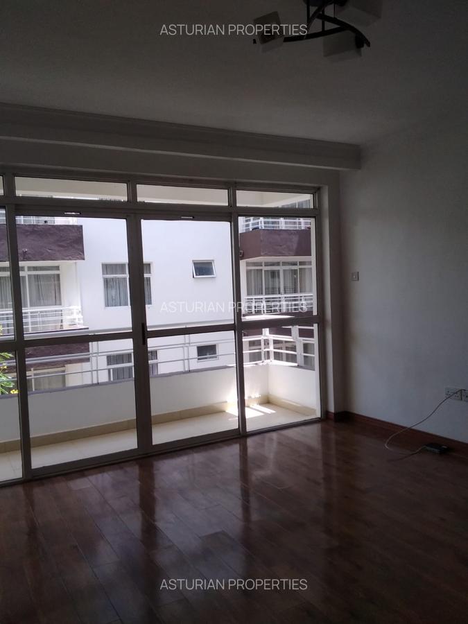 3 Bed Apartment with En Suite in Westlands Area - 11
