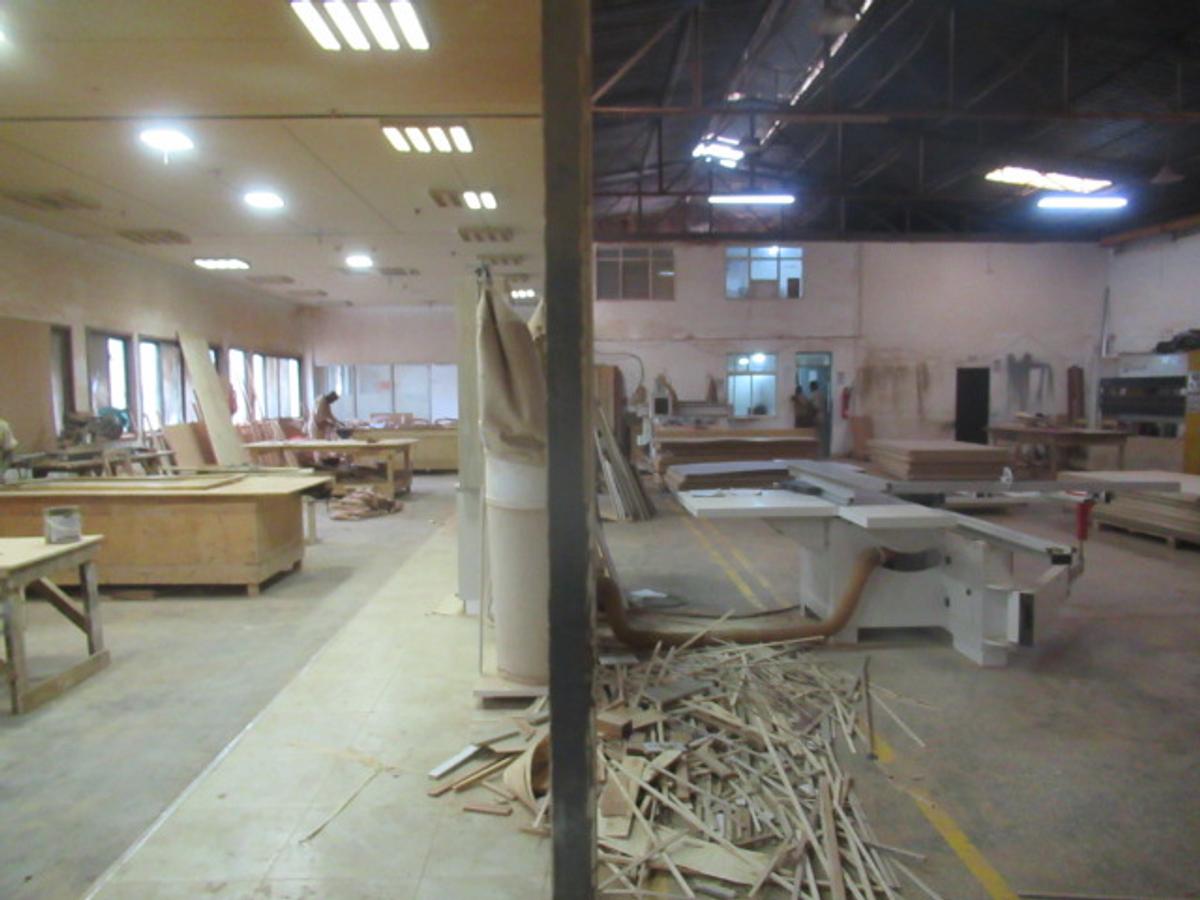 Warehouse with Service Charge Included at Industrial Area - 6