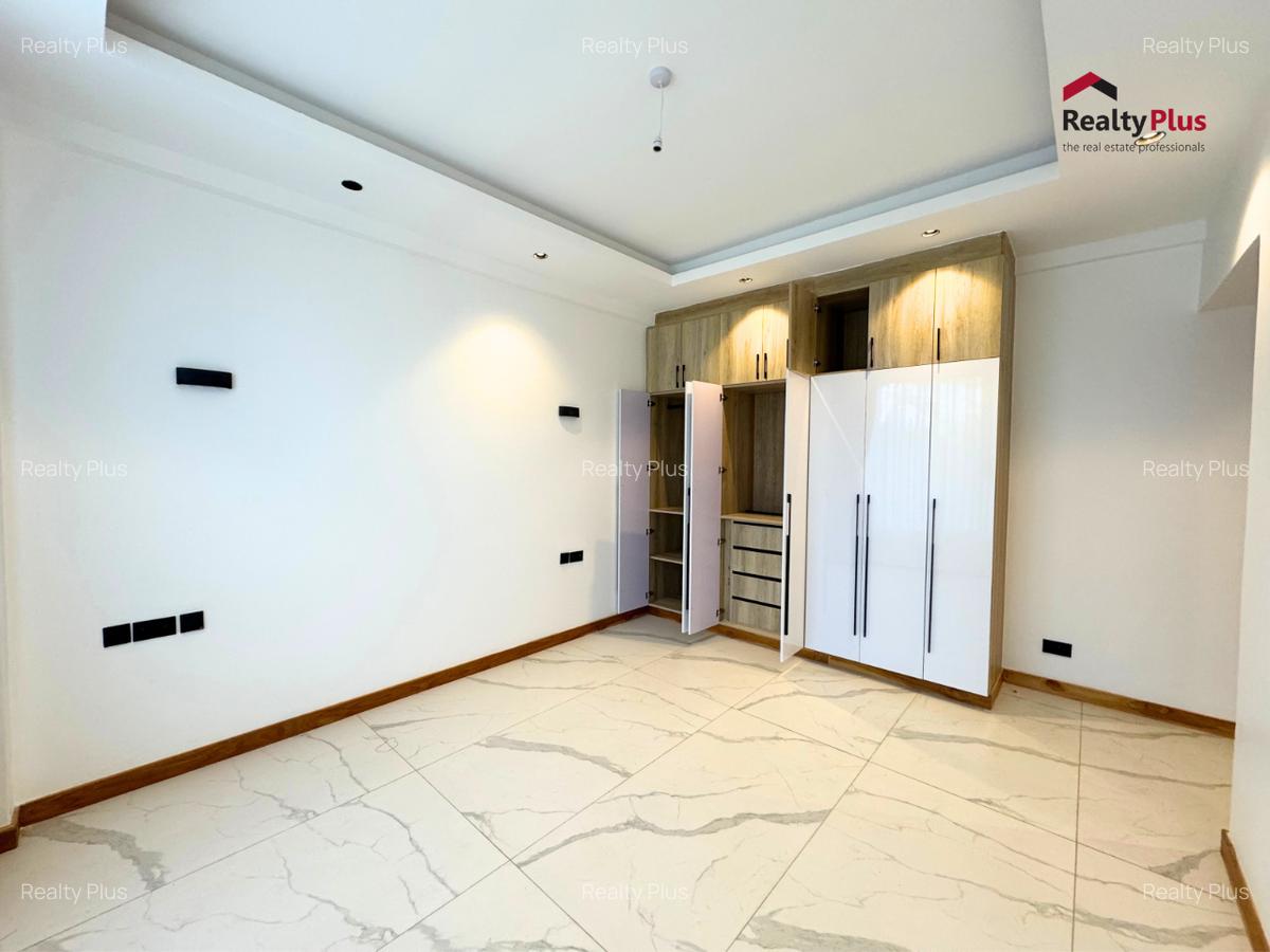 4 Bed Apartment with En Suite at Peponi Road - 8
